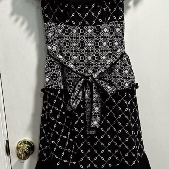 Anthropologie Embroidered Floral Black White Classic Boho Pom Cotton Midi Dress - Picture 5 of 9